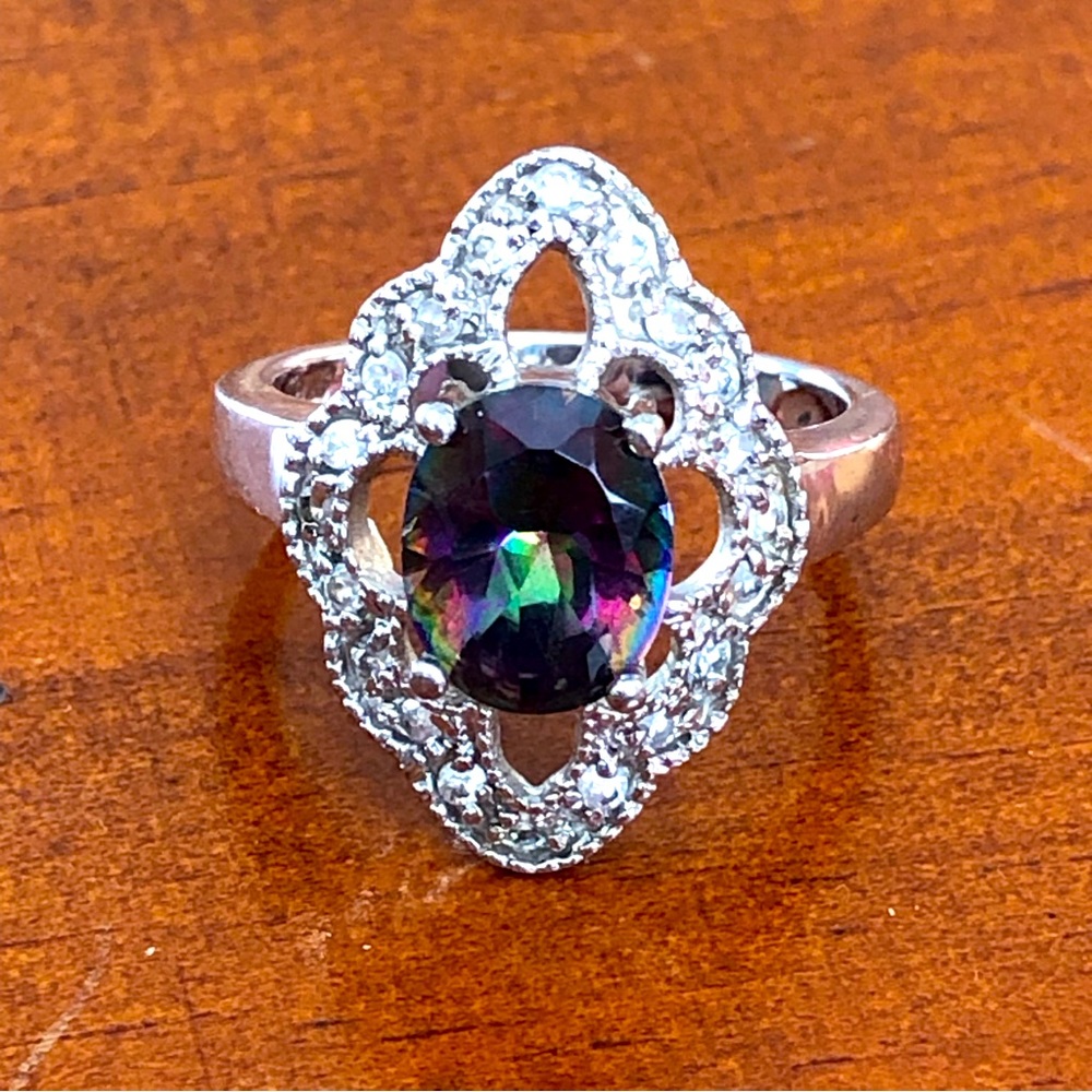 Majestic sterling silver ring with gorgeous crystal
